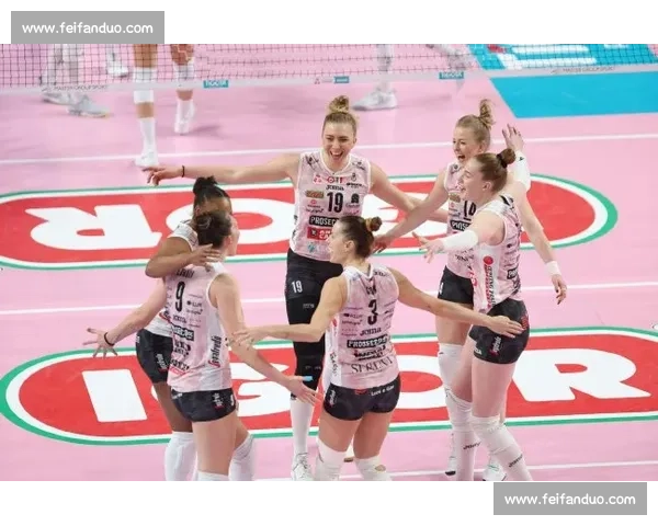 3-0 横扫！哈克 20 分率科内利亚诺五连胜，意甲女排第 5 轮复仇诺瓦拉