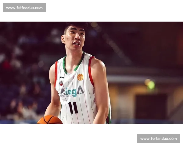 余嘉豪西乙首上双！12+4 率队大胜破低迷