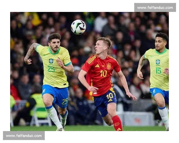 欧冠焦点战莱比锡红牛迎战曼联豪门对决引爆球迷期待赛场风云再起巅峰碰撞